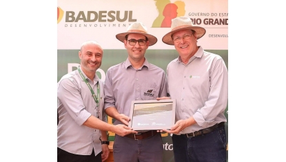 Con orgullo, recibimos el homenaje de Badesul en la Expodireto Cotrijal.